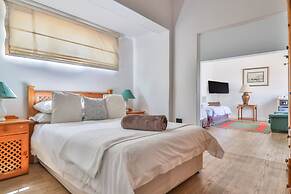 Sandbaai Country House