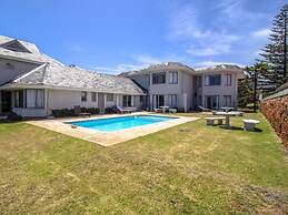 Sandbaai Country House