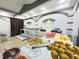 Grand Zamin Hotel