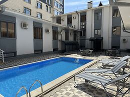 Grand Zamin Hotel