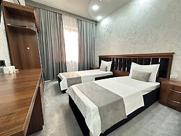 Grand Zamin Hotel
