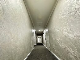 Grand Zamin Hotel