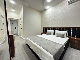 Grand Zamin Hotel