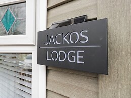 Jackos Lodge
