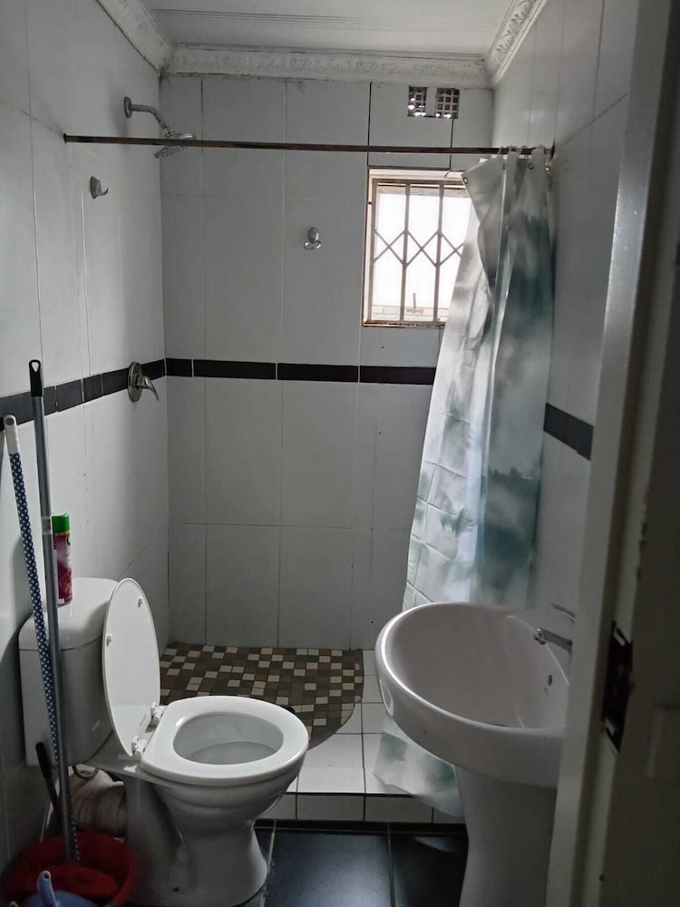Gold Crown Self-catering Apartment