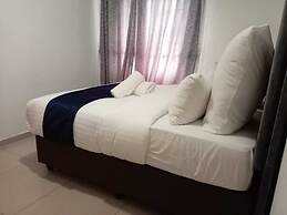 Gold Crown Self-catering Apartment