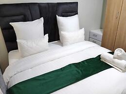 Gold Crown Self-catering Apartment