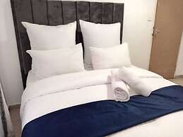 Gold Crown Self-catering Apartment