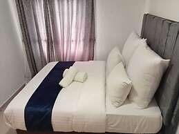Gold Crown Self-catering Apartment