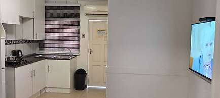 Gold Crown Self-catering Apartment