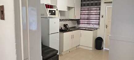 Gold Crown Self-catering Apartment
