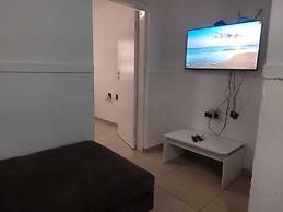 Gold Crown Self-catering Apartment