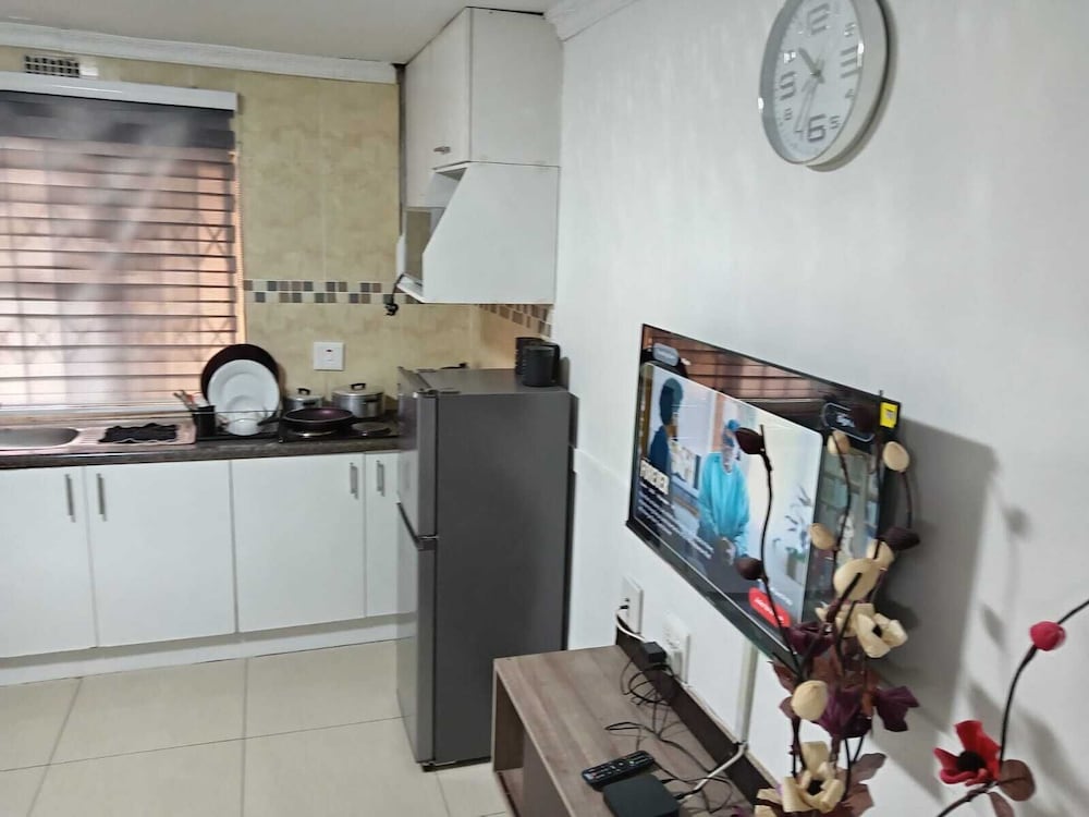 Gold Crown Self-catering Apartment