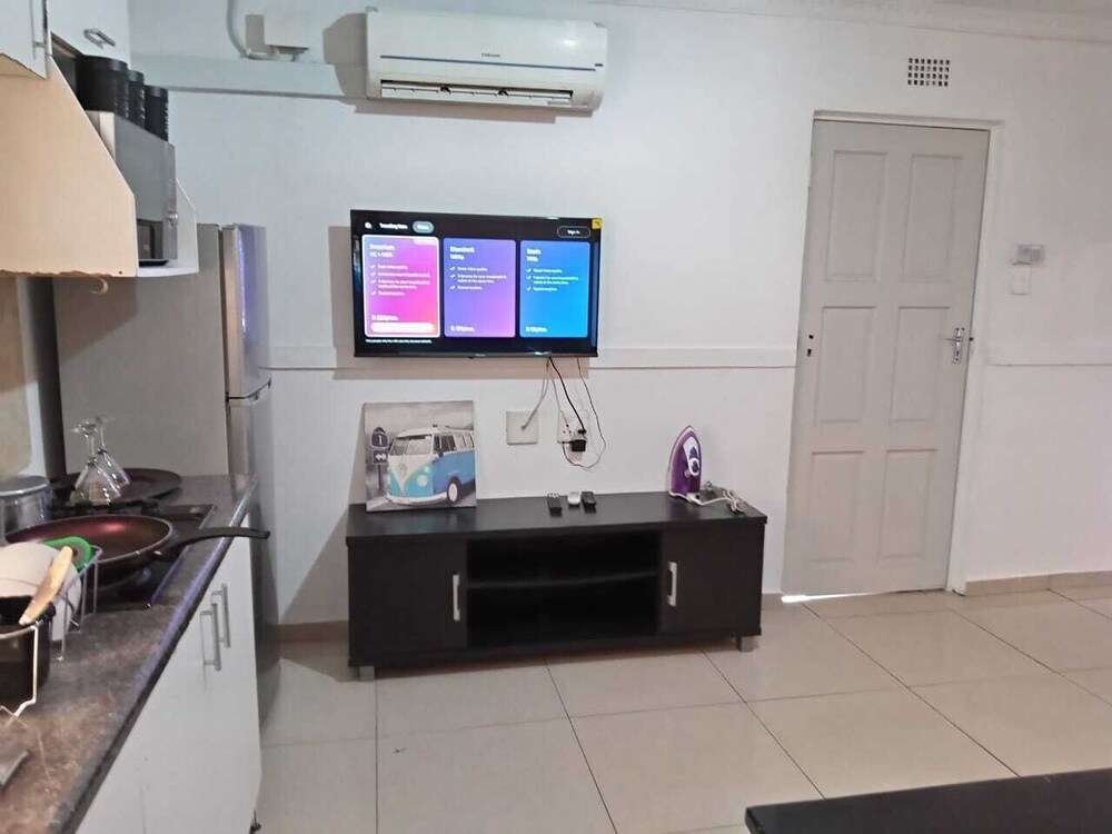 Gold Crown Self-catering Apartment