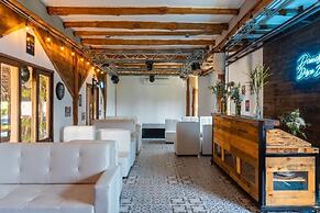 noa beach house