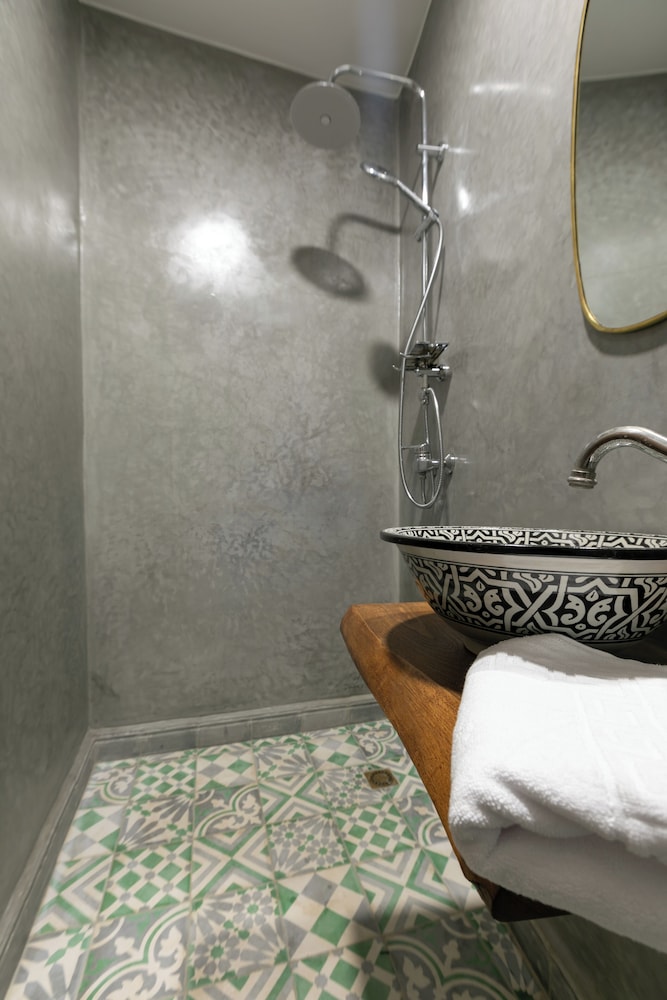 Riad Lamalika