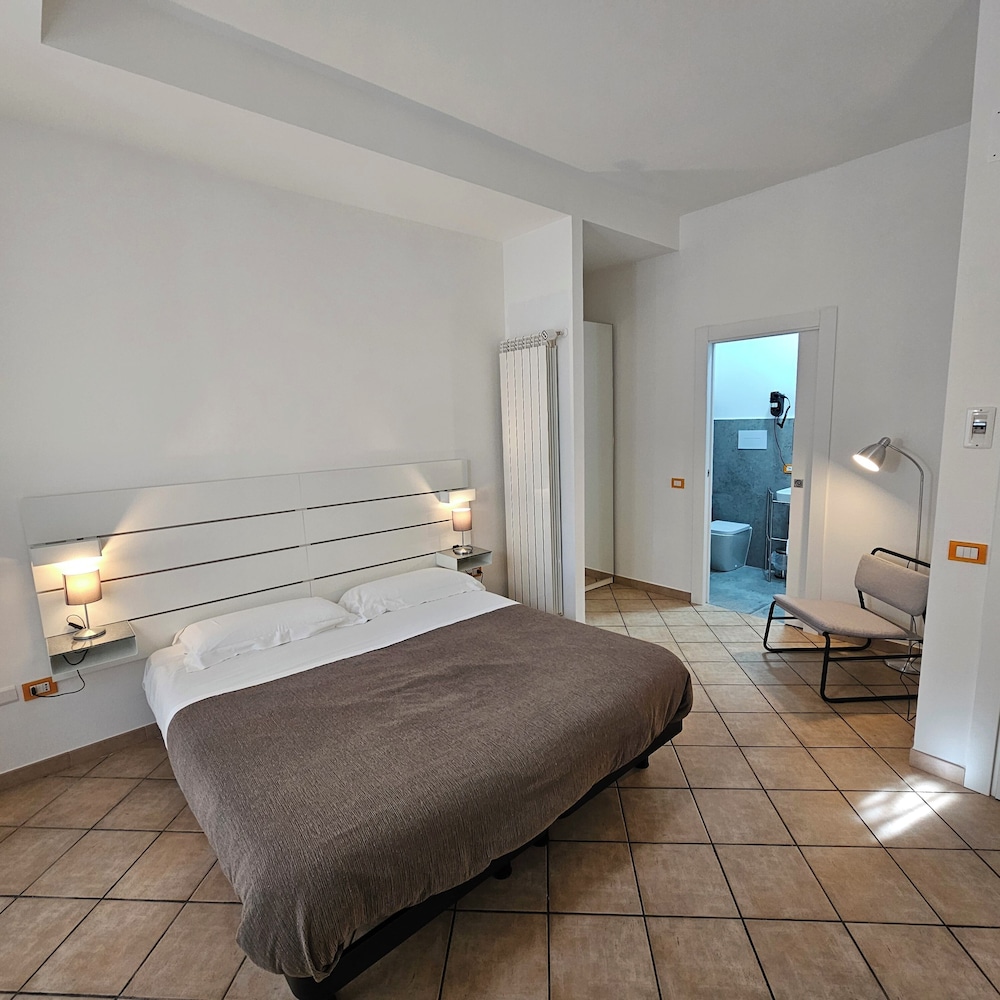 Room & Parking