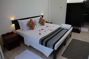Nathaliya Transit hotel CMB