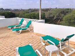 Beachside Family Stay in Benagil