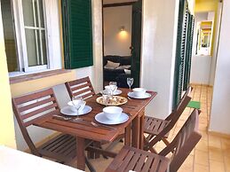 Beachside Family Stay in Benagil