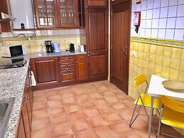 Beachside Family Stay in Benagil