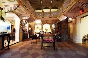 Hotel Khandaka Mahal
