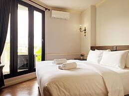 The MACEO Hotel