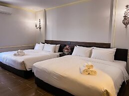 The MACEO Hotel