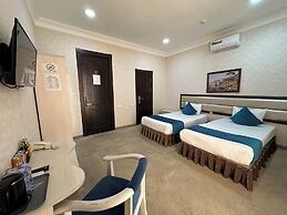 Globus Hotel