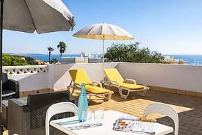 Seaside Apartment in Benagil With Terrace
