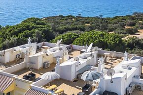Seaside Apartment in Benagil With Terrace