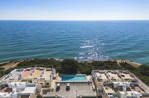 Seaside Apartment in Benagil With Terrace