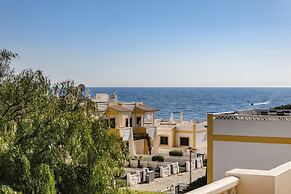 Seaside Apartment in Benagil With Terrace