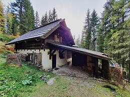 Idyllic Cabin With Sauna