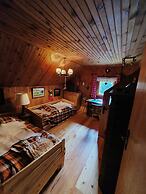 Idyllic Cabin With Sauna