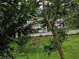 Kivu Breeze Hotel