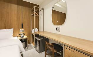 RAMPART HOTEL