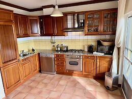 Charming Apartment Near Atlantic Ocean