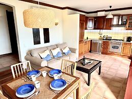 Charming Apartment Near Atlantic Ocean