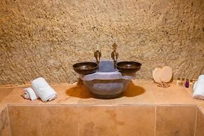 Elysium Cave Hotel & Spa