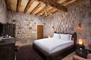Elysium Cave Hotel & Spa
