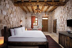 Elysium Cave Hotel & Spa