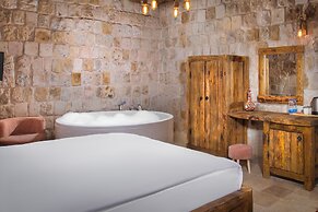 Elysium Cave Hotel & Spa