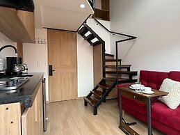 Lovely 1BR Apartment in Chic