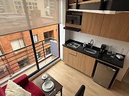 Lovely 1BR Apartment in Chic