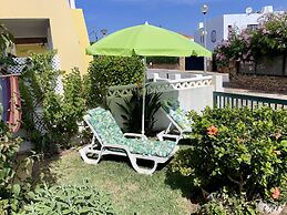 Coastal Holiday Home With Shared Pool
