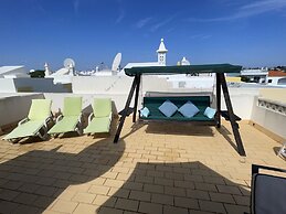 Coastal Holiday Home With Shared Pool