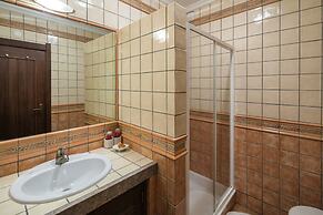 Holiday Home in Benagil With Communal Pool