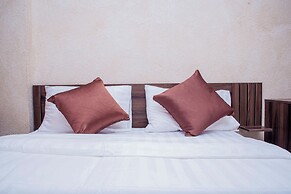 S TETU INN