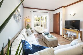 Charming Apartment in Benagil With Pool